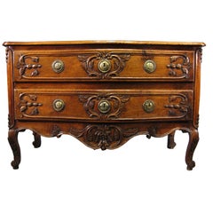 Louis XV Period Serpentine Commode in Walnut, France c. 1750