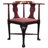 Antique George II period Corner Chair in Red Walnut, England, c. 1750