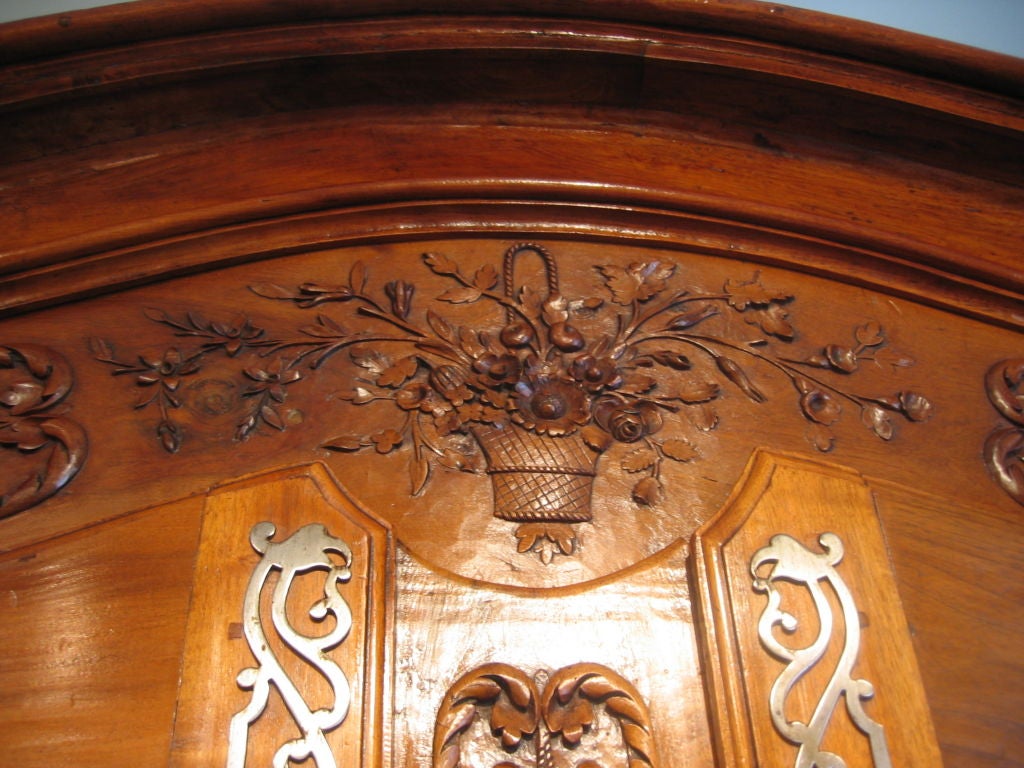 18th Century French Louis XV Provencale Armoire 1