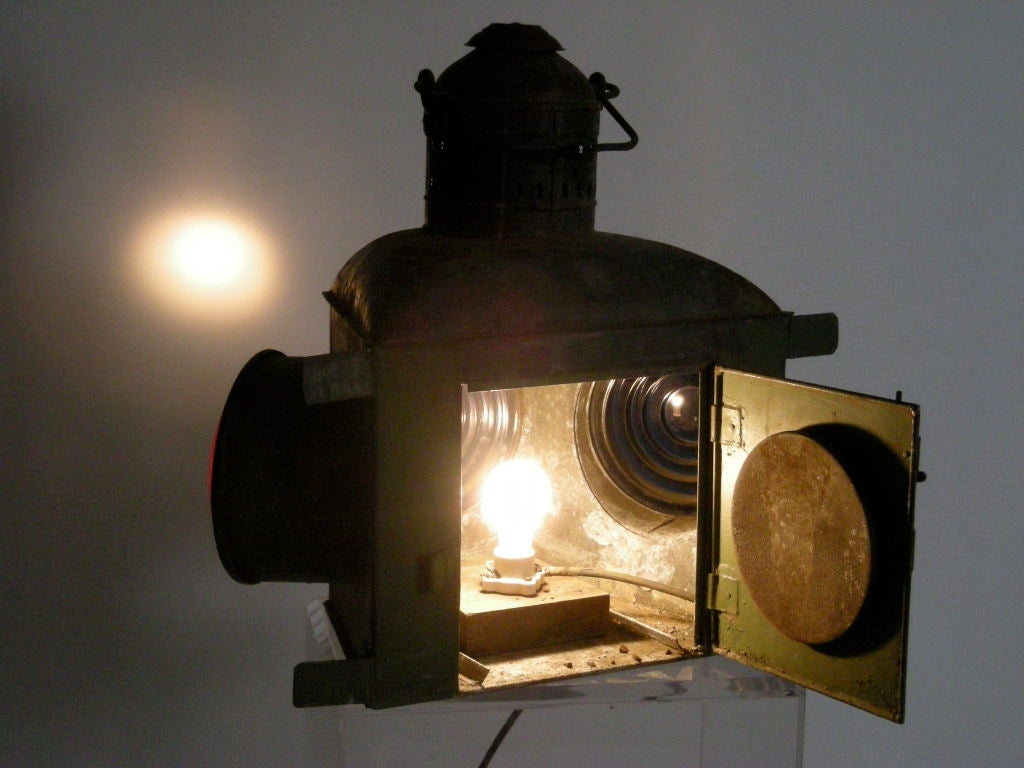 LARGE GRAPHIC SHIP OR RAILROAD LANTERN 2