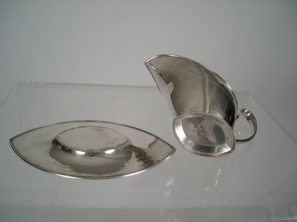 SHEFFIELD SILVER PLATE GRAVY BOAT WITH UNDER PLATE 2