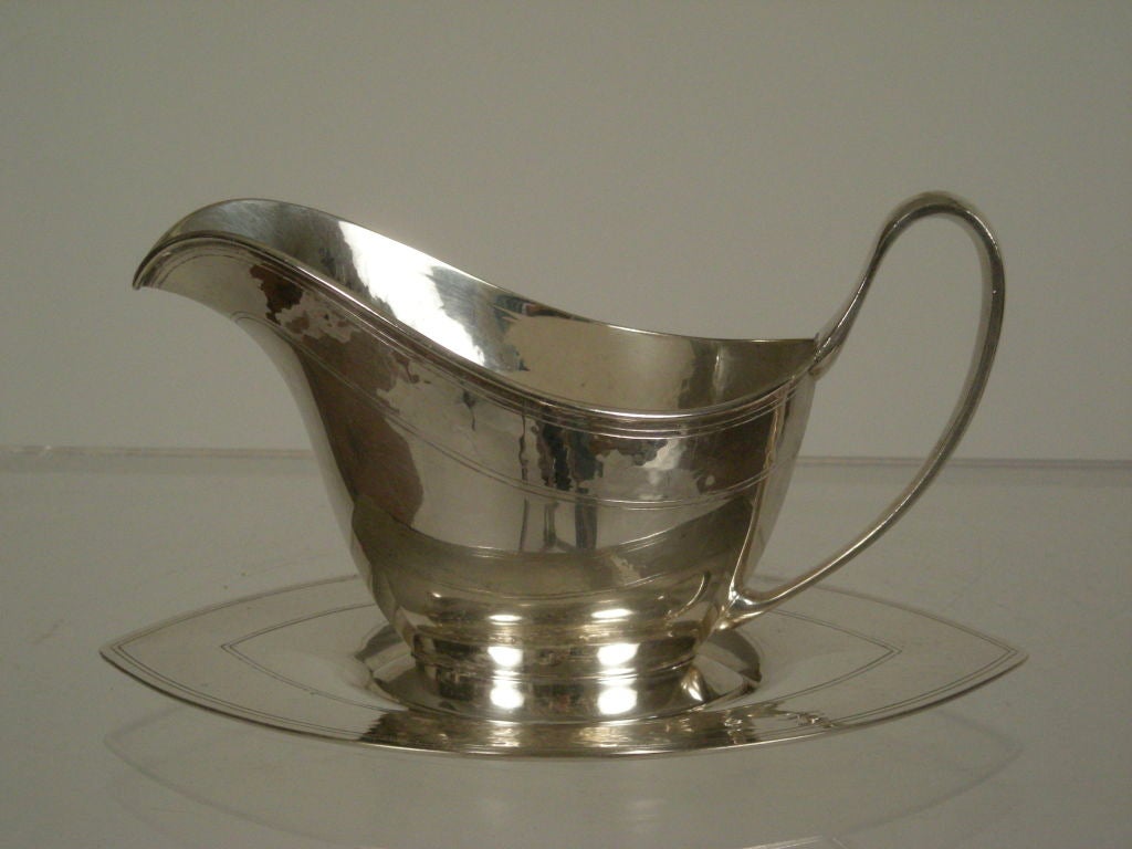 SHEFFIELD SILVER PLATE GRAVY BOAT WITH UNDER PLATE 3