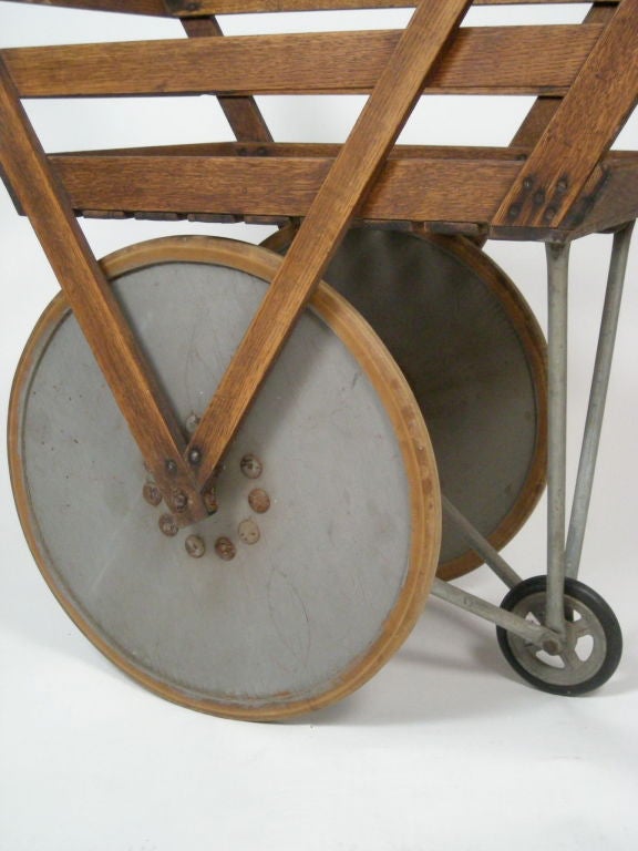FACTORY CART PERFECT FOR BAR 1