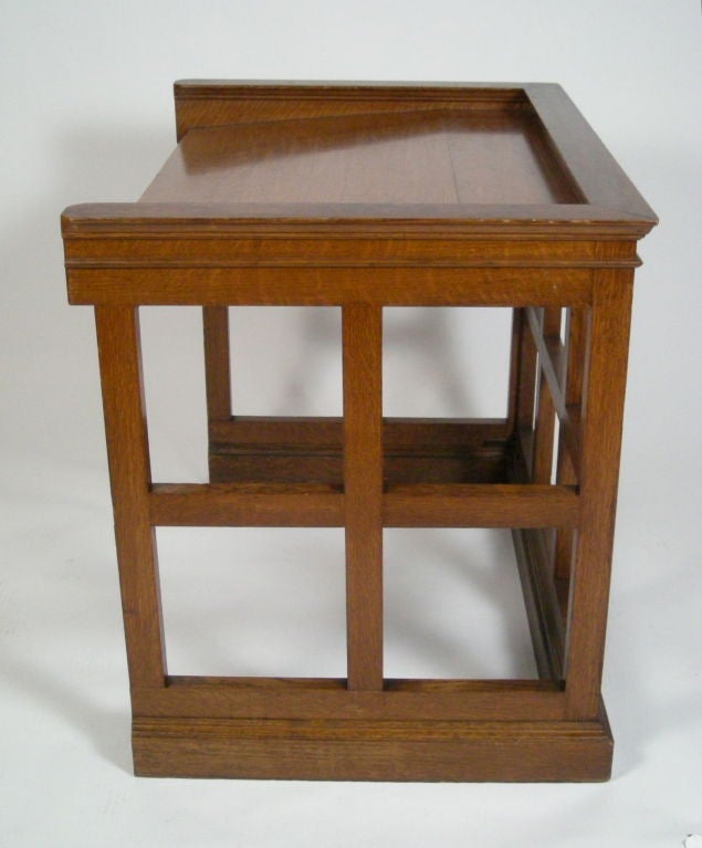 ARTS & CRAFTS PERIOD OAK GRID DESK