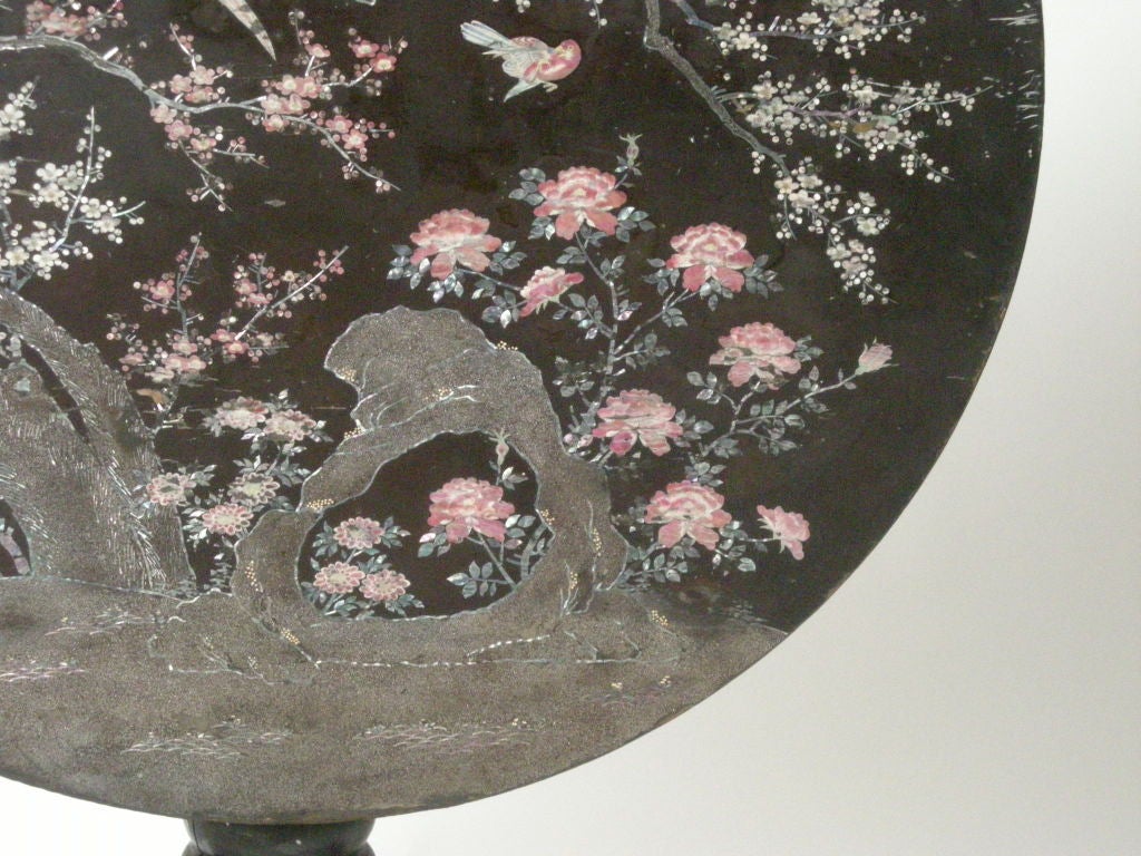 19TH  CHINESE EXPORT MOTHER-OF-PEARL  INLAID TILT TOP TABLE