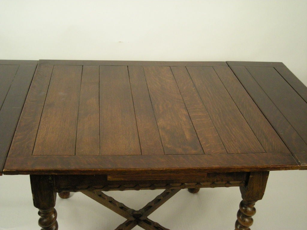 Oak WILLIAM AND MARY STYLE OAK EXTENSION DINING OR CARD TABLE