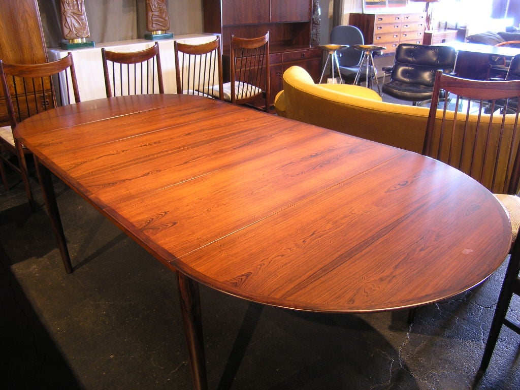 Large Rosewood Dining table and 6 chairs by Arne Vodder 5