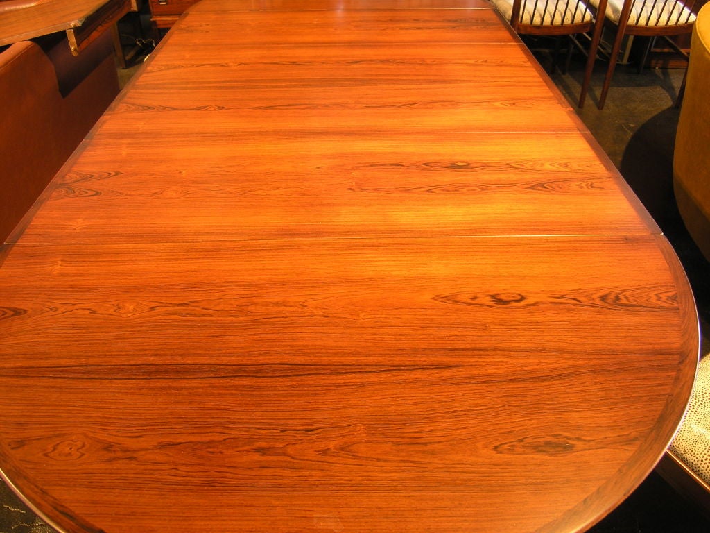 20th Century Large Rosewood Dining table and 6 chairs by Arne Vodder