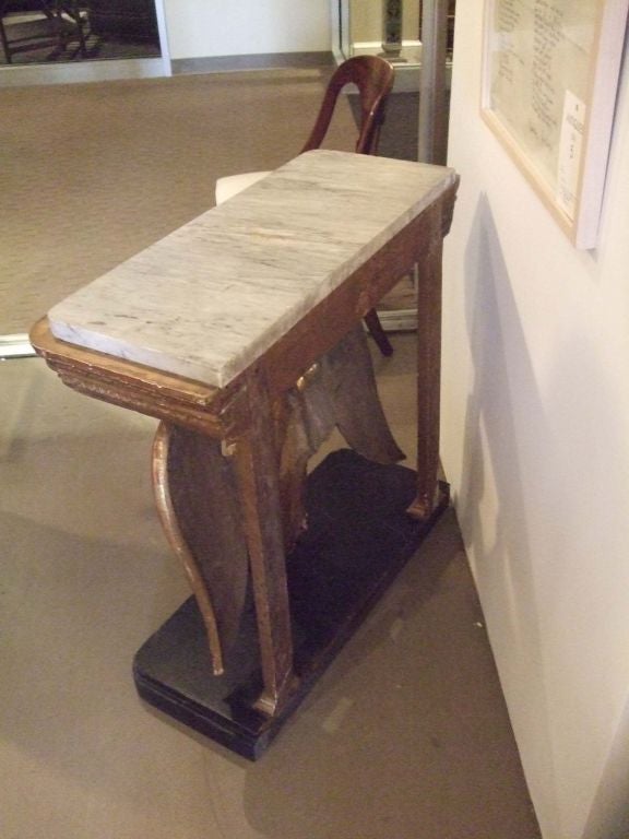 Giltwood eagle console table with marble top 1