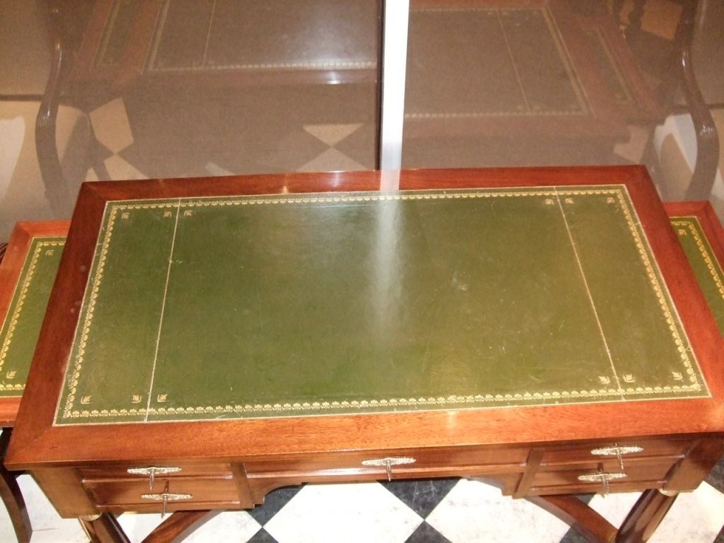 19th Century Second Empire Style Desk In Excellent Condition For Sale In Boston, MA