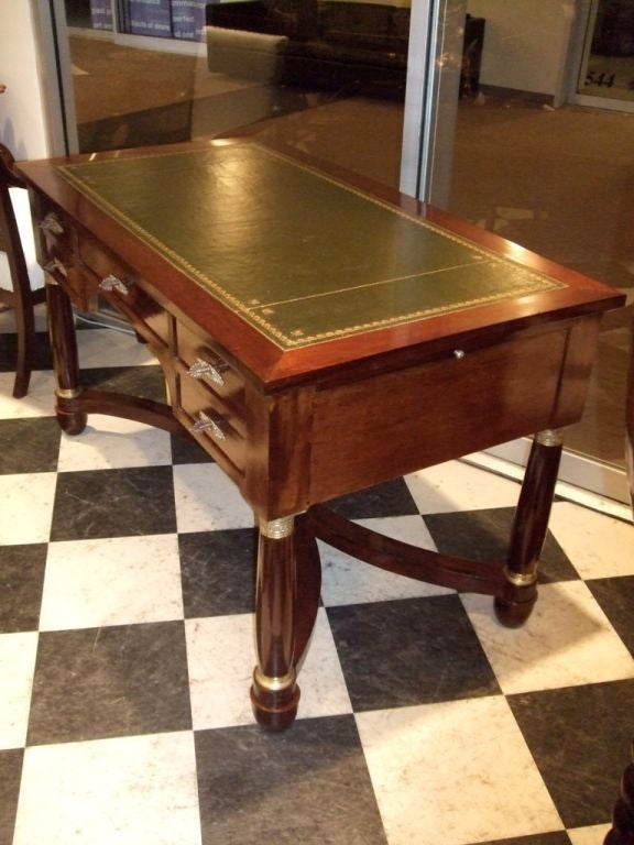 Schreibtisch im Stil des Second Empire aus dem 19. im Zustand „Hervorragend“ im Angebot in Boston, MA