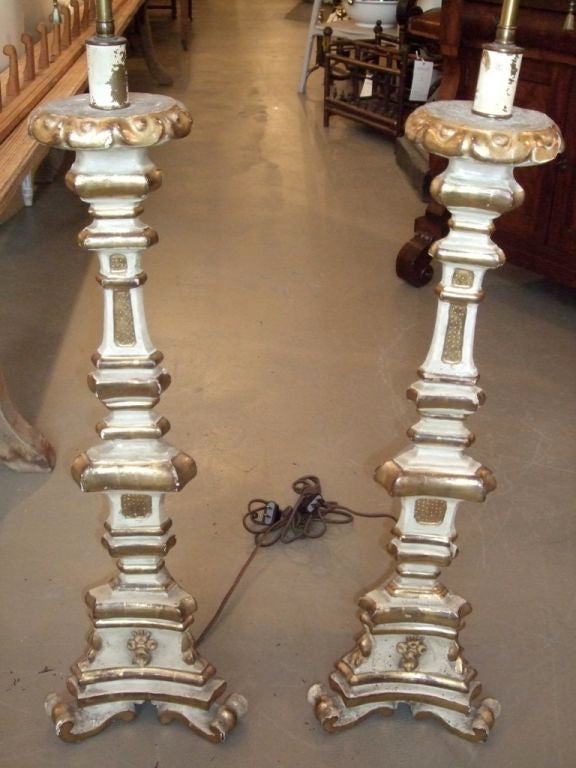 Italian Pair of Early 19th Century Paint and Gilt Candlestick Lamps For Sale