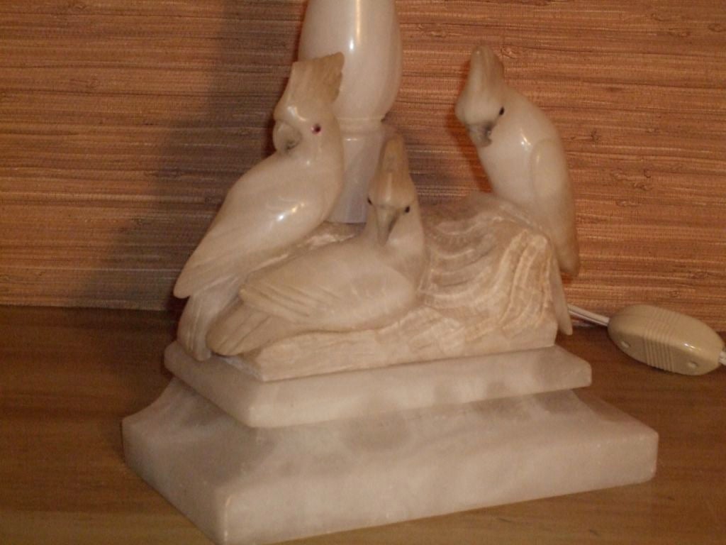 Alabaster Parrot light 1