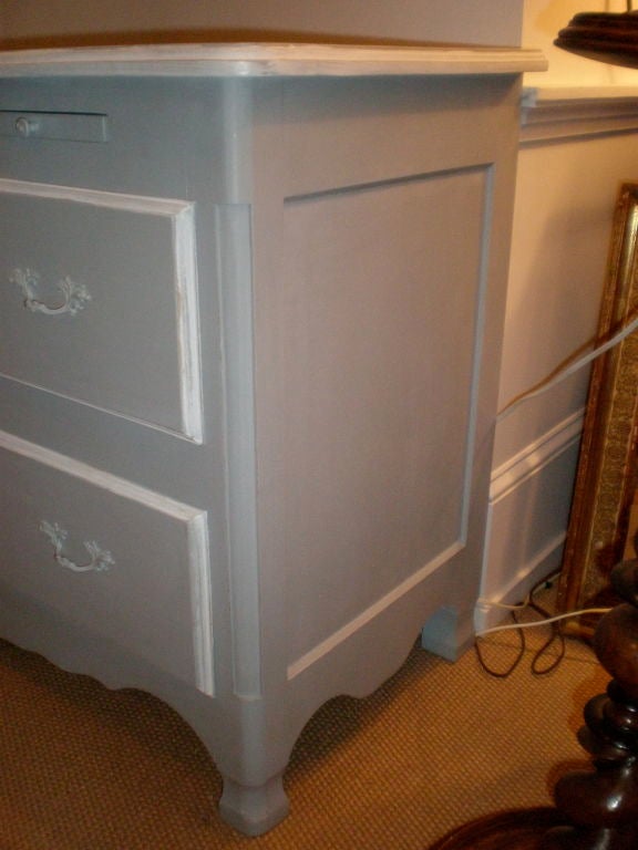 French Painted Dresser with Slide In Excellent Condition For Sale In Boston, MA