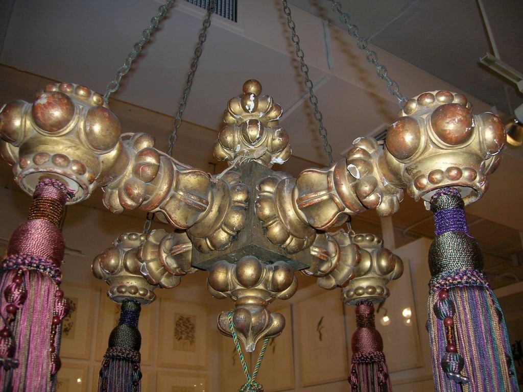 19th Century Giltwood Chandelier with Tassels In Good Condition For Sale In Boston, MA