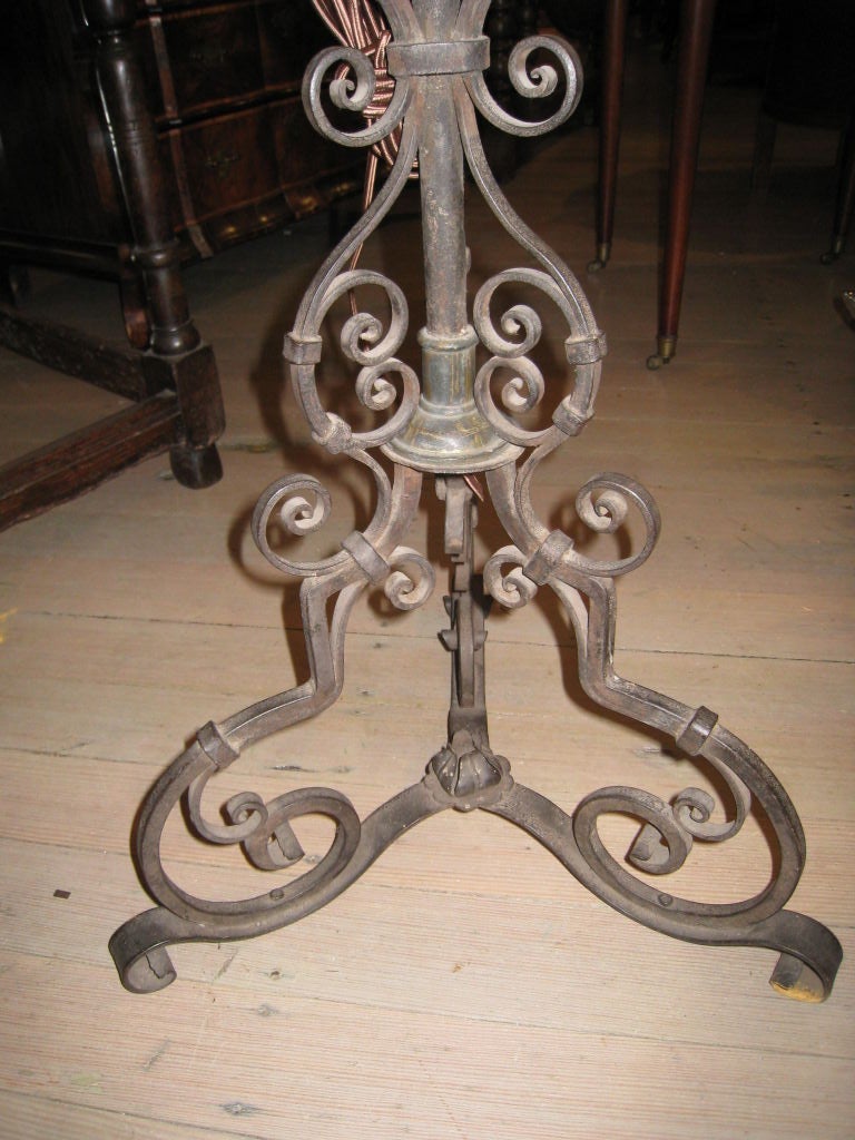 Iron Italian Renaissance Style Lamp