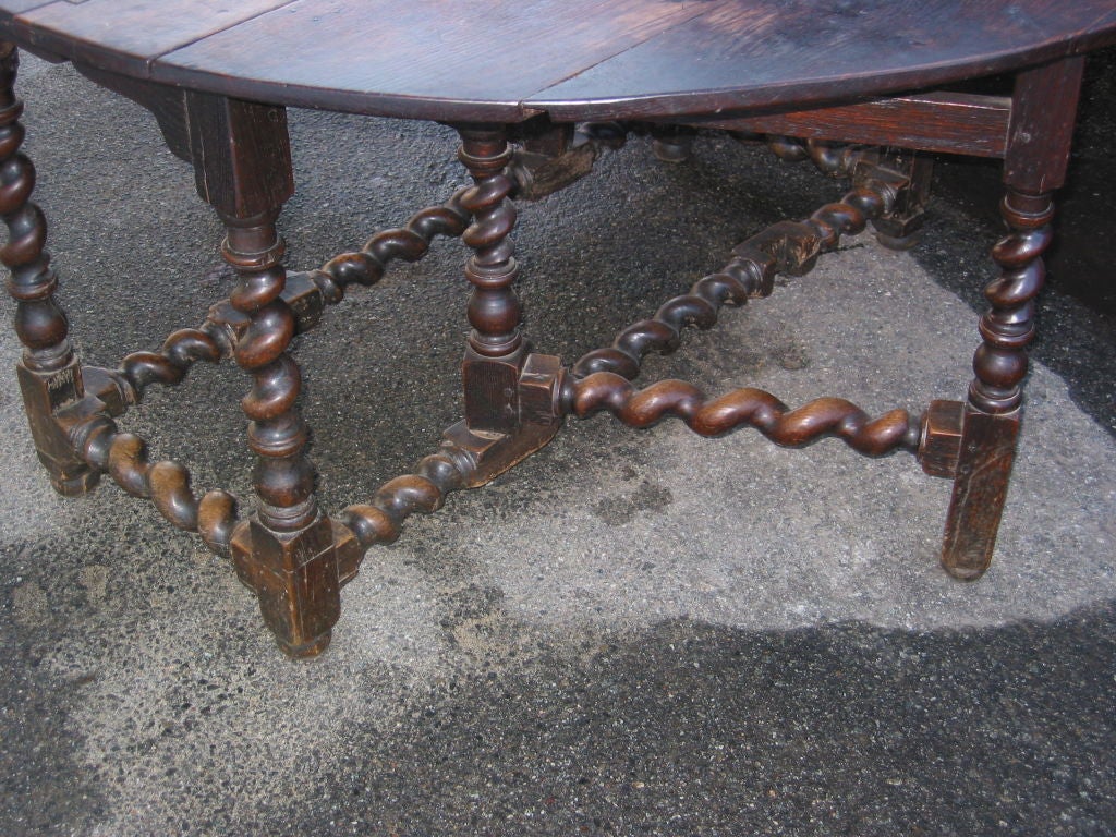 CHARLES II OAK GATELEG DINING TABLE