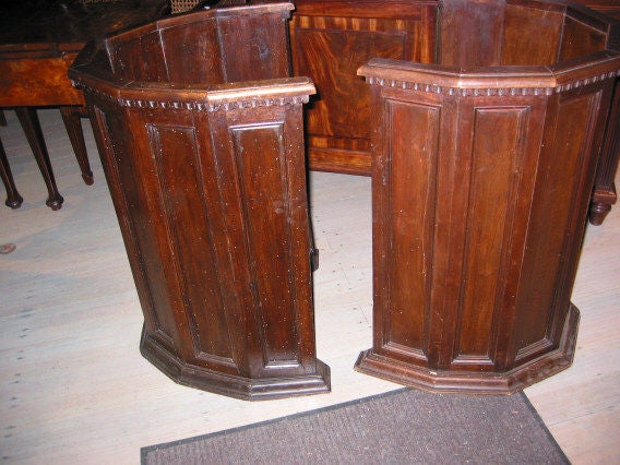 MATCHED PAIR OF ITALIAN RENAISSANCE CHOIR CHAIRS