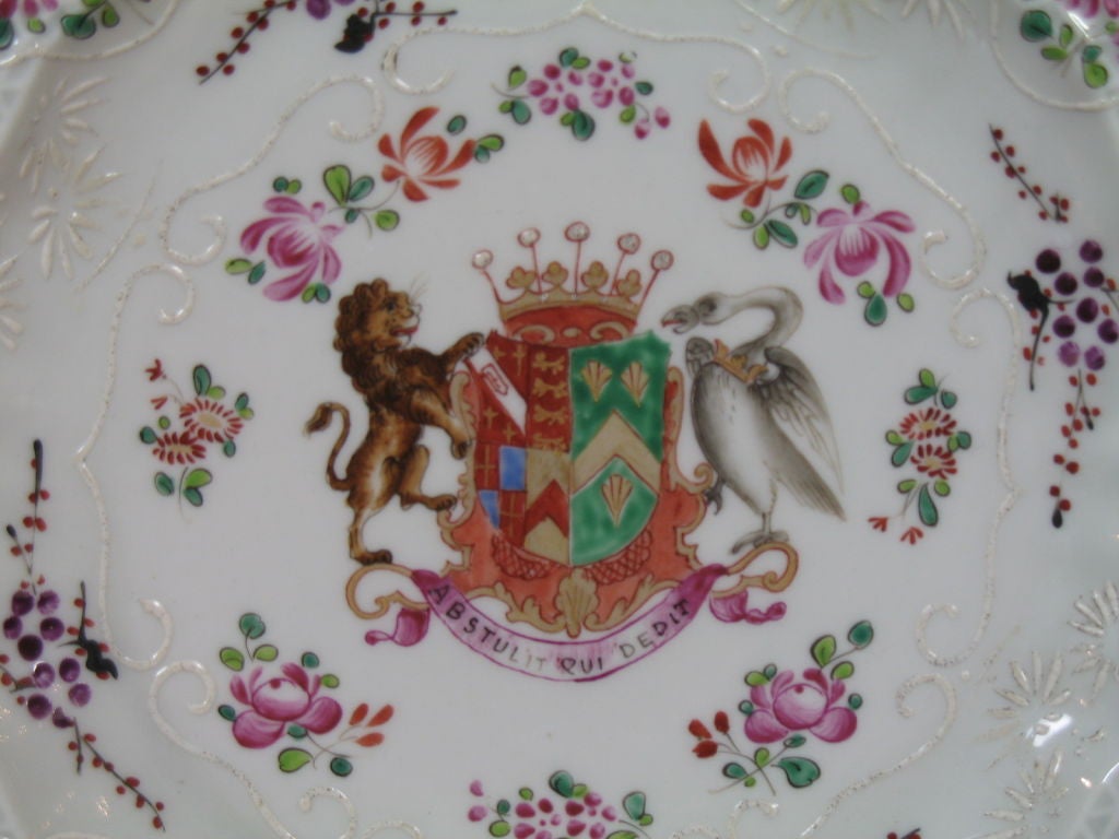 Set of Eight Porcelain Armorial Plates by Samson 3