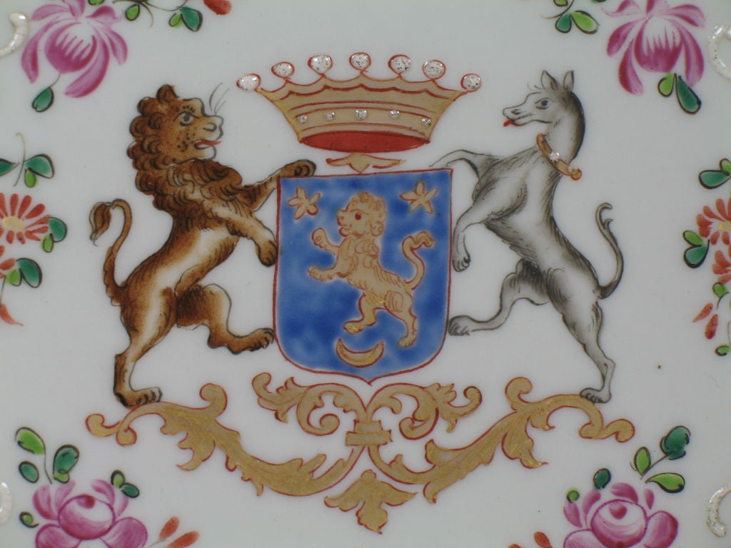 Set of Eight Porcelain Armorial Plates by Samson 5