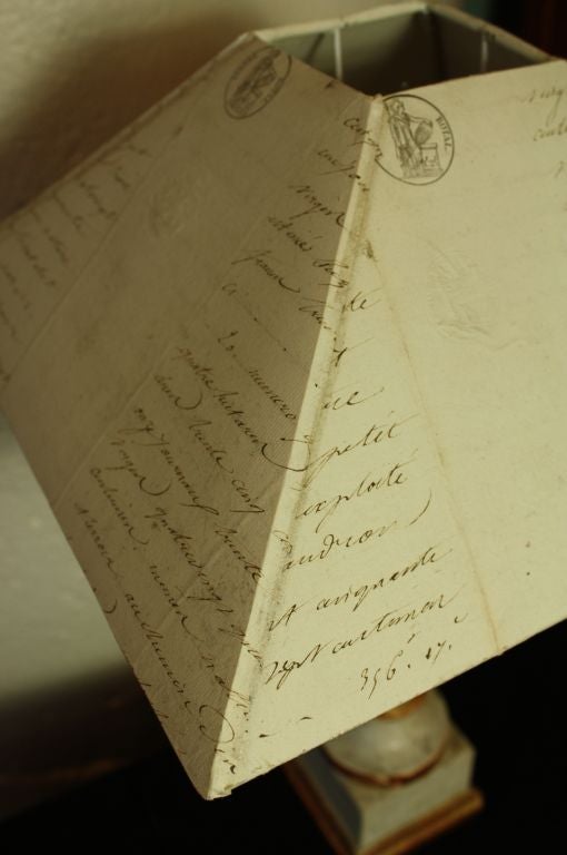 Peint Lampe à fleuron française du XIXe siècle avec abat-jour en forme de lettre en vente