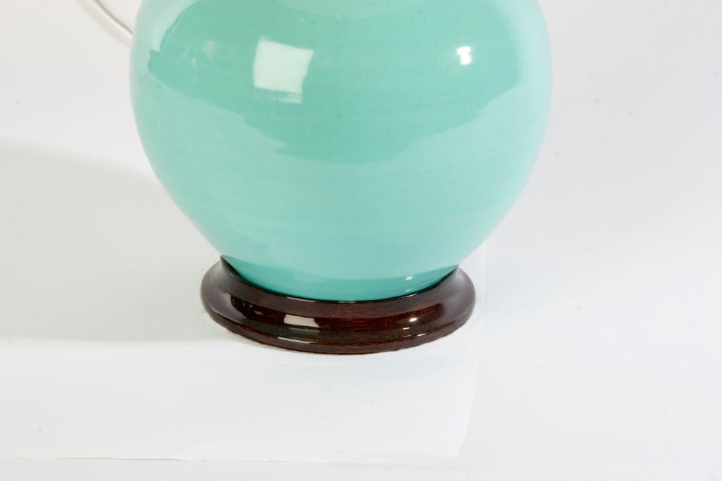 Medium Double Gourd Lamp by Christopher Spitzmiller In Excellent Condition For Sale In Atlanta, GA