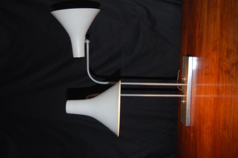 Mid-20th Century VON NESSEN DOUBLE HEADED DESK LAMP