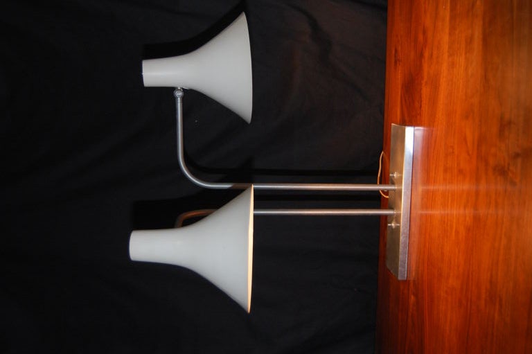 VON NESSEN DOUBLE HEADED DESK LAMP 1