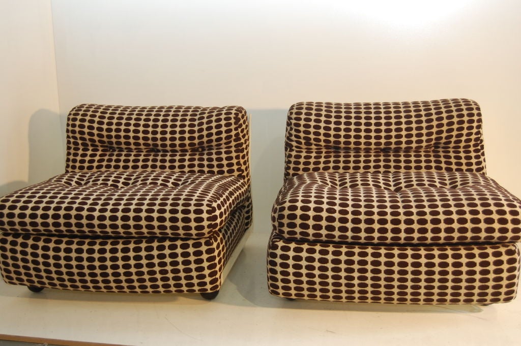 Mario Bellini for C & B Italia , pair of Amanta chairs in what looks to be the original fabric , nice white background with brown ovals , great 60's look .