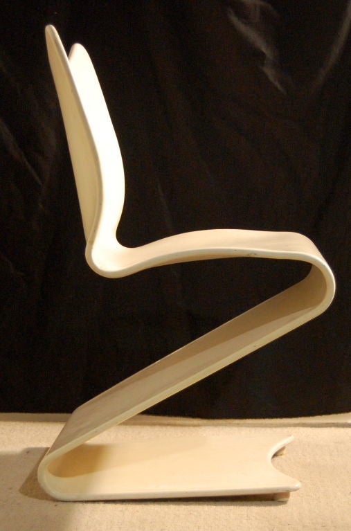VERNER PANTON PLYWOOD CANTILEVER CHAIR