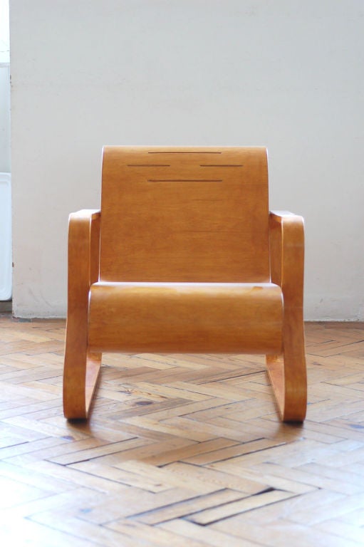 Designed by Aalto in 1932 for the Paimio Sanitorium in Finland , this example originated in Sweden and would have been produced at the Hedemora factory in the late 1940's or early 50's . Birch ply construction , a rare and beautiful design classic ,