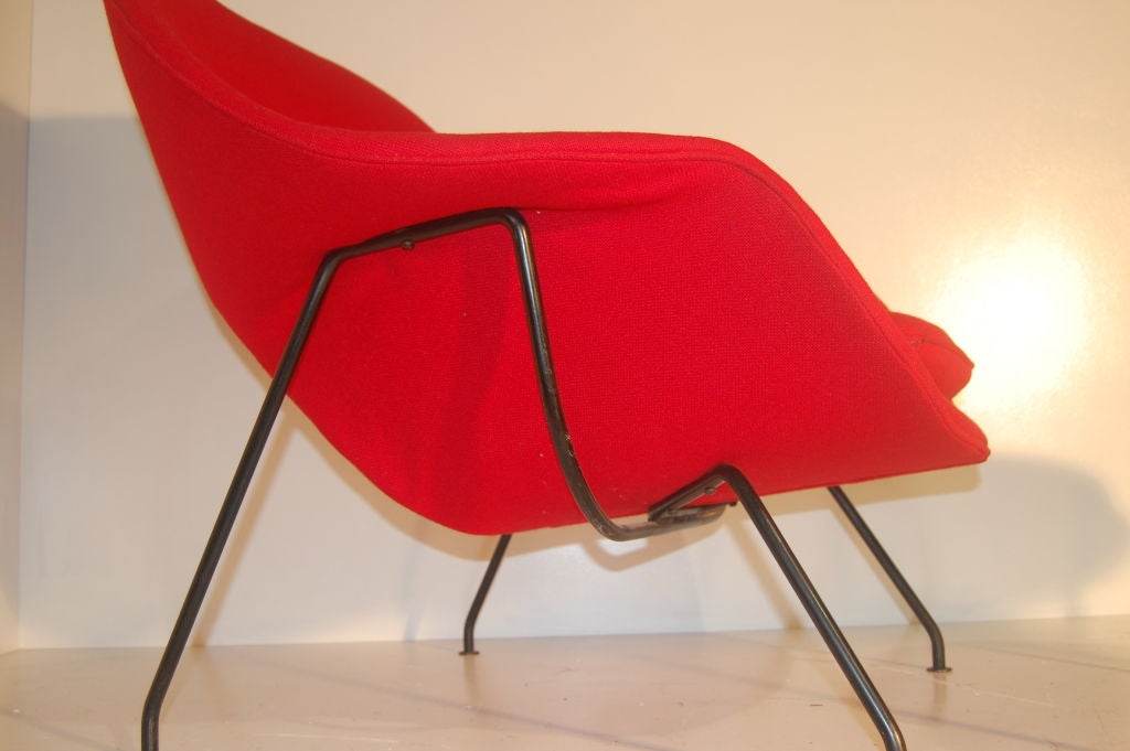 Eero Saarinen Womb Chair and Ottoman
