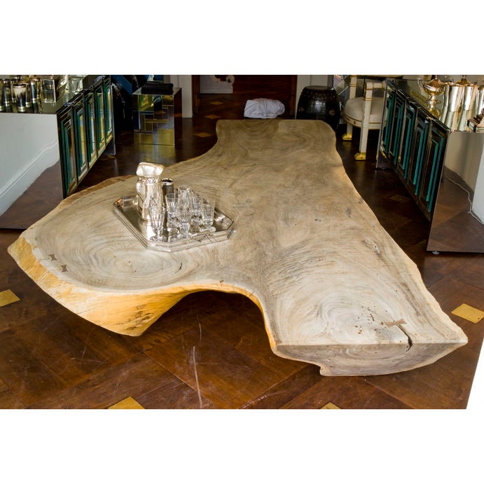 Large Acacia Driftwood Coffee Table In Excellent Condition In London, GB