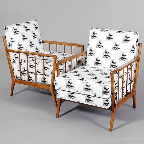 Brazilian Pair of Pau Marfim Wood Arm Chairs attributed to Rino Levi