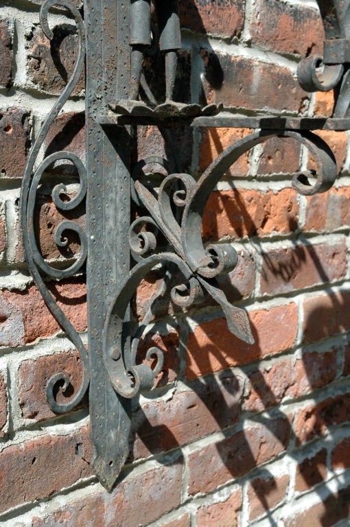 HAND FORGED DINNER BELL 3