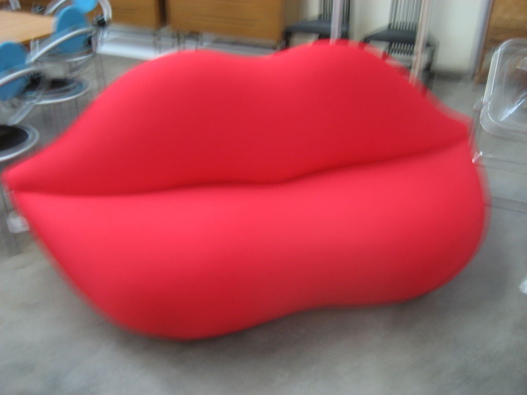 "Bocca" Sofa
