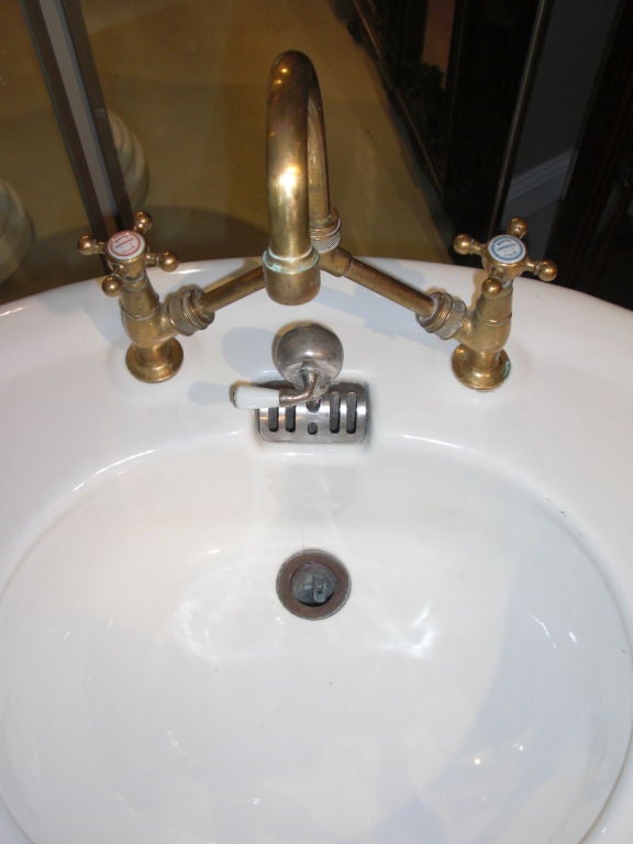 1940s bathroom sink