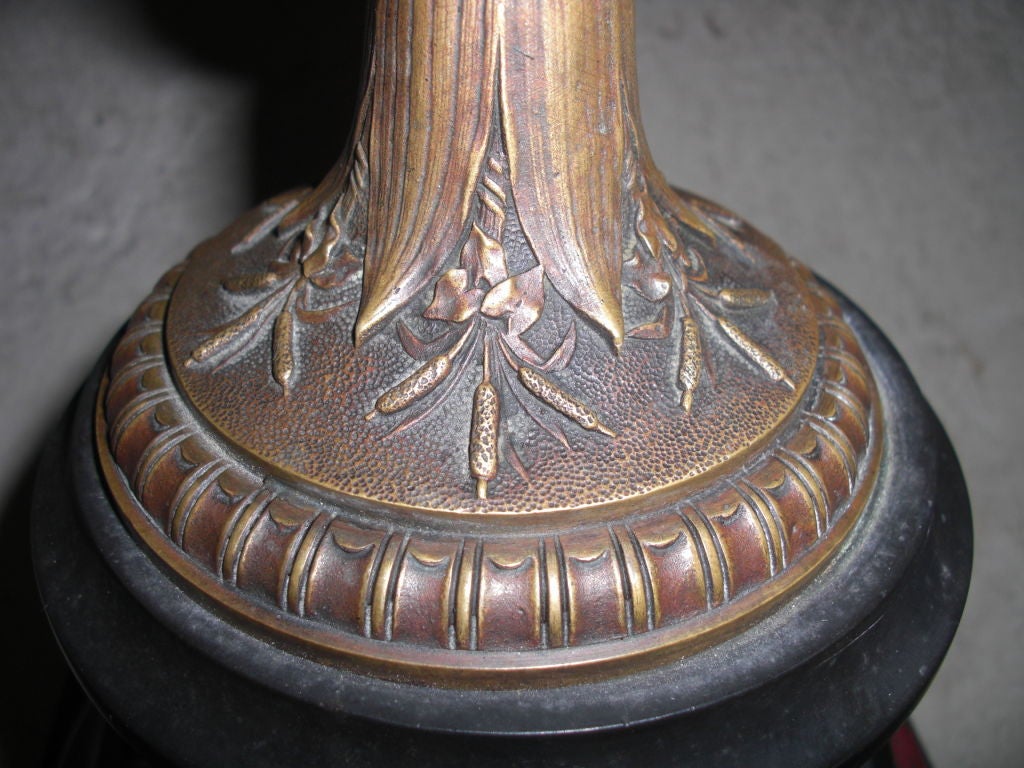 Pair of 19th century  Bronze tazzas on marble bases 5
