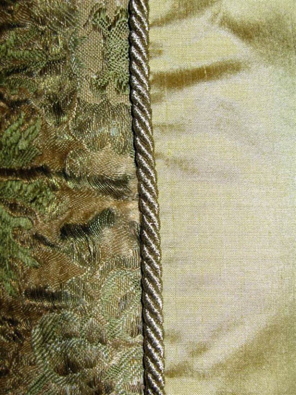 Pair of 19th  century Italian Metallic Damask Pillows 1