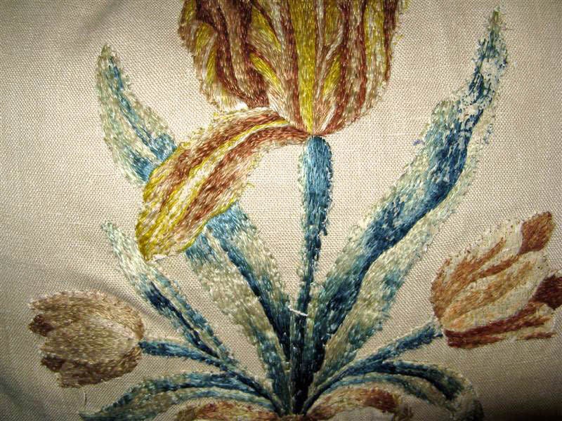 Pair of Silk Embroidered Linen Pillows 5