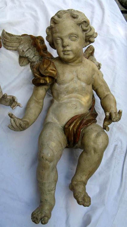 Gilt Pair of 18th C. Italian Cherubs