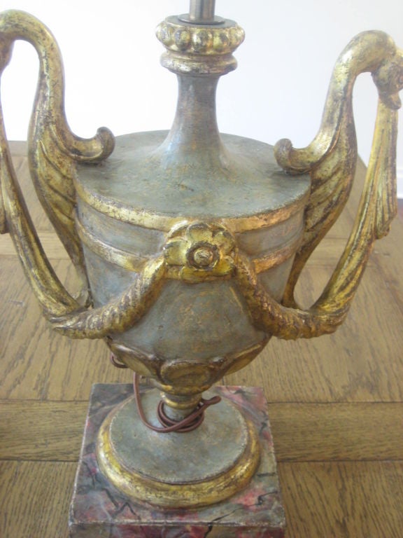 Pair of giltwood Empire-style Urns with Swans