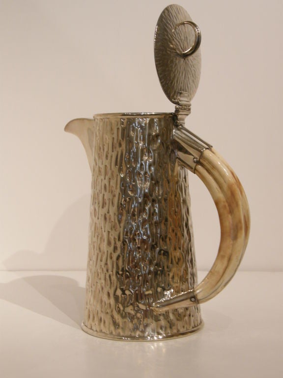 20th Century Edwardian Silverplated Horn Handled Jug w/Matching Pair of Beake For Sale
