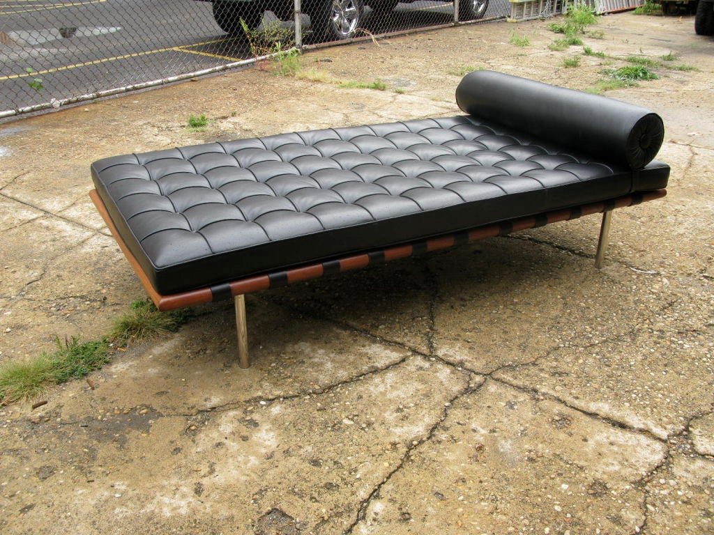 Mies van der Rohe para KNOLL Daybed Barcelona