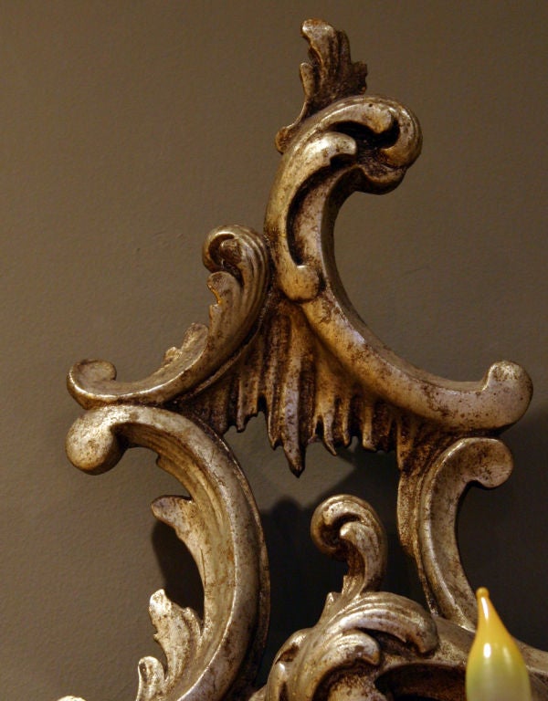 A Pair of Art Deco Gilded Mirrored Appliques in the Chinois Tast