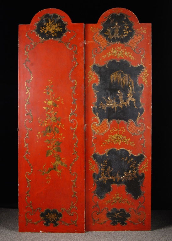 Red Lacquered Chinese Handpainted Three-panel Screen