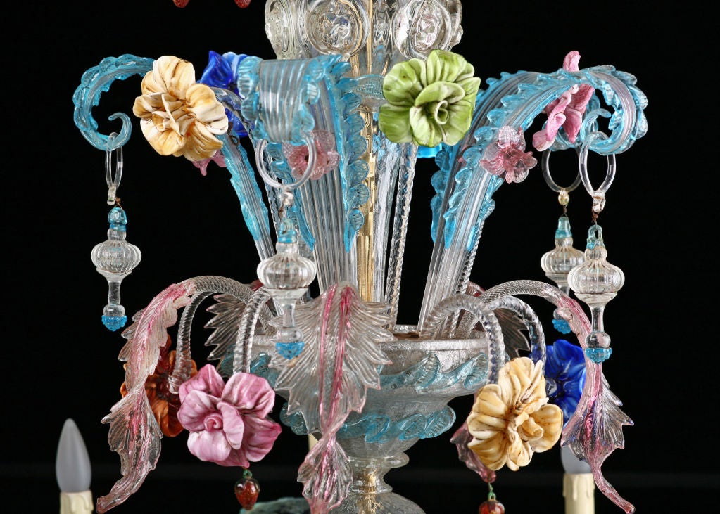 Magnificent Italian Murano Handblown 12- Light Glass Chandelier 4