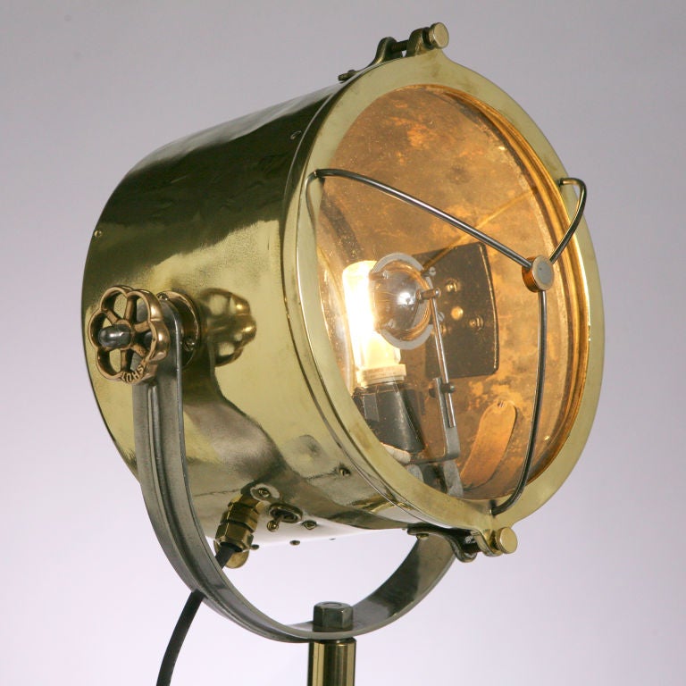 XIXe siècle Lampe de recherche en laiton britannique en vente