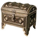 MOROCCAN TRUNK