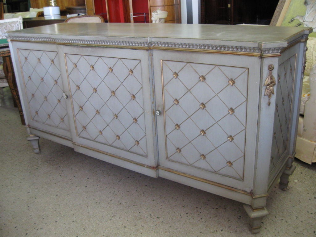 Mid-20th Century Elegant Painted French Sideboard/Cabinet